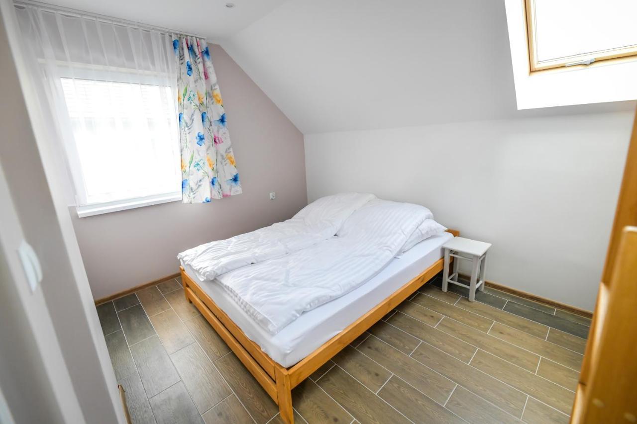Kempingzator Apartamenty Zator Exterior foto